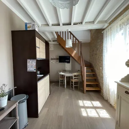 Apt Duplex Ou Plain Pied Tout Confort Plein Centre Ville Bayeux Proche Commerces, Restaurants, Avec Terrasse Privative Ou Jardin Commun Amenage Clos, Parking Gratuit A Proximite, Proche Plages Du Debarquement Buitenkant foto