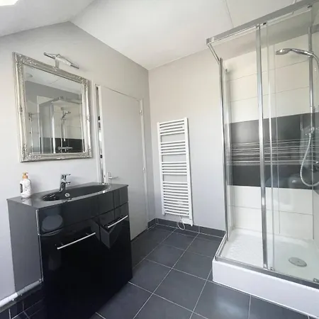 Apt Duplex Ou Plain Pied Tout Confort Plein Centre Ville Bayeux Proche Commerces, Restaurants, Avec Terrasse Privative Ou Jardin Commun Amenage Clos, Parking Gratuit A Proximite, Proche Plages Du Debarquement Buitenkant foto
