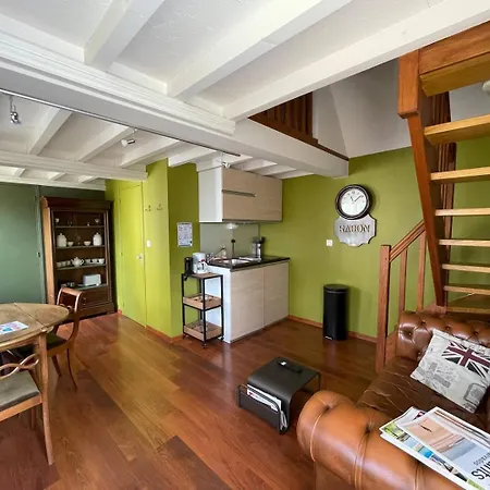 Apt Duplex Ou Plain Pied Tout Confort Plein Centre Ville Bayeux Proche Commerces, Restaurants, Avec Terrasse Privative Ou Jardin Commun Amenage Clos, Parking Gratuit A Proximite, Proche Plages Du Debarquement Buitenkant foto