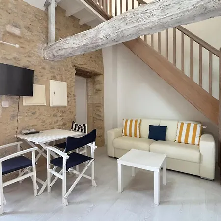 Apt Duplex Ou Plain Pied Tout Confort Plein Centre Ville Bayeux Proche Commerces, Restaurants, Avec Terrasse Privative Ou Jardin Commun Amenage Clos, Parking Gratuit A Proximite, Proche Plages Du Debarquement Buitenkant foto