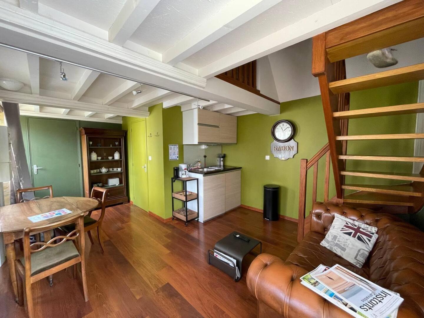 Duplex Ou Plain Pied Confort Plein Centre Proche Commerces, Restaurants, Avec Terrasse Privative Ou Jardin Commun Amenage Clos, Parking Gratuit A Proximite, Proche Plages Du Debarquement Apartment *