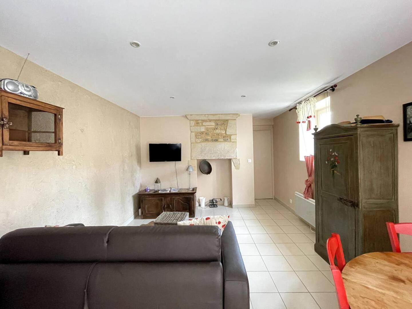 Duplex Ou Plain Pied Confort Plein Centre Proche Commerces, Restaurants, Avec Terrasse Privative Ou Jardin Commun Amenage Clos, Parking Gratuit A Proximite, Proche Plages Du Debarquement *