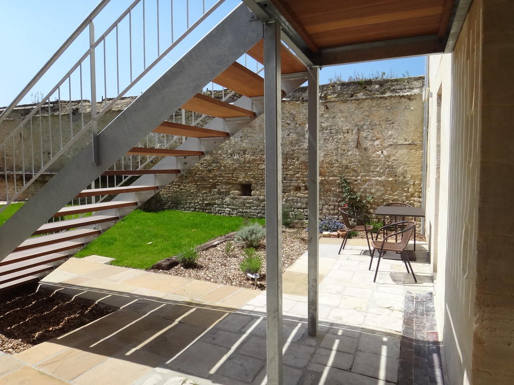 Apartment Duplex Ou Plain Pied Confort Plein Centre Proche Commerces, Restaurants, Avec Terrasse Privative Ou Jardin Commun Amenage Clos, Parking Gratuit A Proximite, Proche Plages Du Debarquement *
